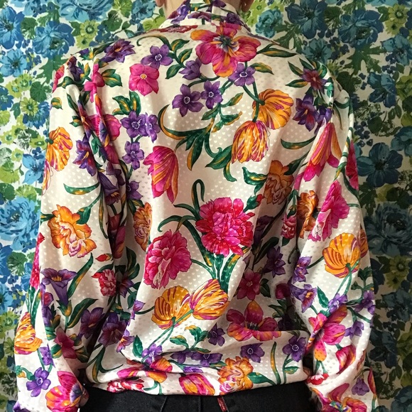 Vintage Silky Floral Blouse - Picture 5 of 8